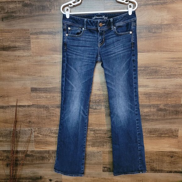 American Eagle Jeans 8 R Slim Boot Low Rise Stretch Medium Dark Wash - Picture 1 of 11